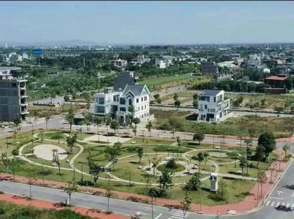 Bán Nhà Vườn Kdc Trần Hưng Đạo, Tp Hải Dương, 250M2, Lô Góc, Đường 17.5M, Vị Trí Đẹp - 631399