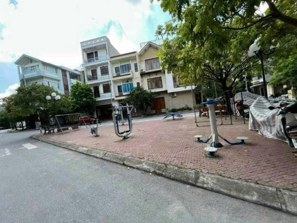 Bán Đất Mặt Ngõ 120 Phố Chi Lăng, Tập Thể May 1, Ph Nguyễn Trãi, Tp Hd, 79M2, Mt 5.5M - 636604