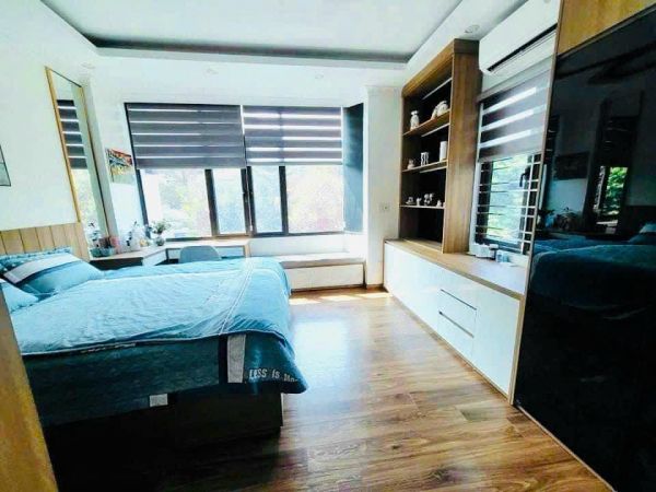 Bán Căn Nhà 4 Tầng Lô Góc Phường Tân Bình, Tp Hd, 50M2, 4 Ngủ, Đường Oto, Nột Thất Xịn - 636898