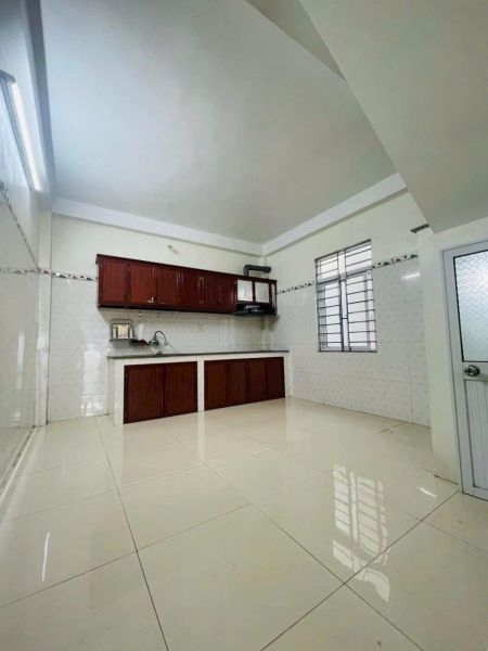 Bán Nhà 2.5 Tầng Mặt Phố Lý Quốc Bảo, Tp Hải Dương, 43.7M2, Mt 4M, Lô Góc, 3 Ngủ, Kd Đươc - 636946