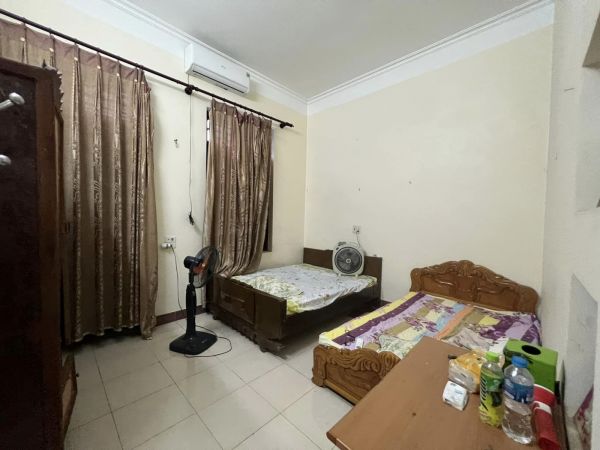 Bán Nhà Mặt Phố Phường Tân Bình, Tp Hd, 2 Tầng, 82.7M2, Mt 4.43M, 2 Ngủ, 2 Vs, Chỉ 3.X Tỷ - 637648