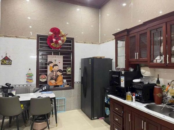 Bán Căn Nhà 3 Tầng Ngõ Phố Chọ Con, Ph Quang Trung, Tp Hd, 57.8M2, Mt 6.95M, 3 Ngủ - 637660