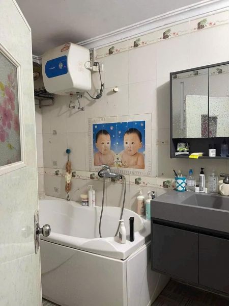 Bán Căn Nhà 3 Tầng Ngõ Phố Chọ Con, Ph Quang Trung, Tp Hd, 57.8M2, Mt 6.95M, 3 Ngủ - 637666