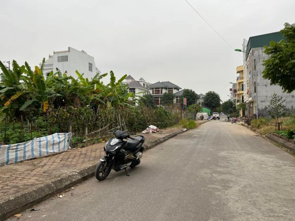 Bán Đất Biệt Thự Mặt Phố Nguyễn Viết Xuân, Ph Tân Bình, Tp Hd, 220M2, Mt 10M, Gần Sông - 638524