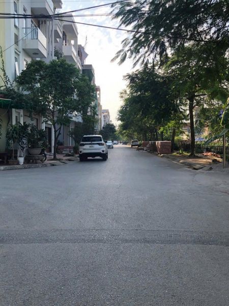 Bán Đất Mặt Đường Hồ Tùng Mậu, Ph Tân Bình, Tp Hd, 150M2, Mt 10M, Vị Trí Đẹp, Giá Tốt - 638551