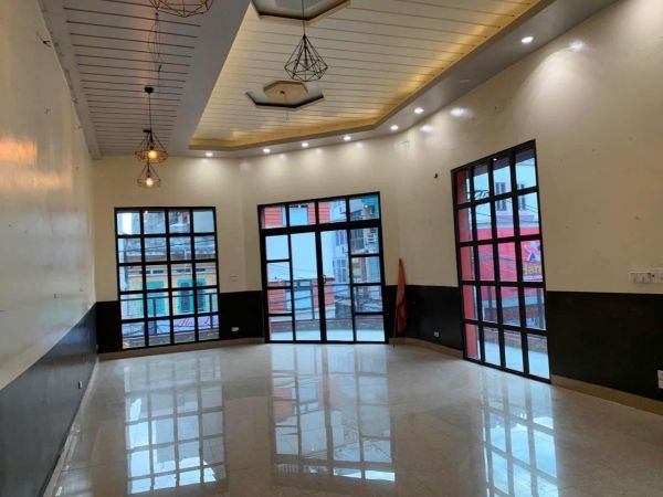 Bán Nhà Mặt Phố Cổ Phường Quang Trung, Tp Hd, 70M2, 3 Tầng, Lô Góc, Kd Buôn Bán Sầm Uất - 638725