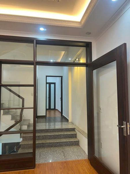 Bán Nhà 3 Tầng 65M2 Ngõ Phố Cô Đông, Ph Bình Hàn, Tp Hd, 4 Ngủ, Nhà Đẹp, Ngõ Oto Vào - 638785