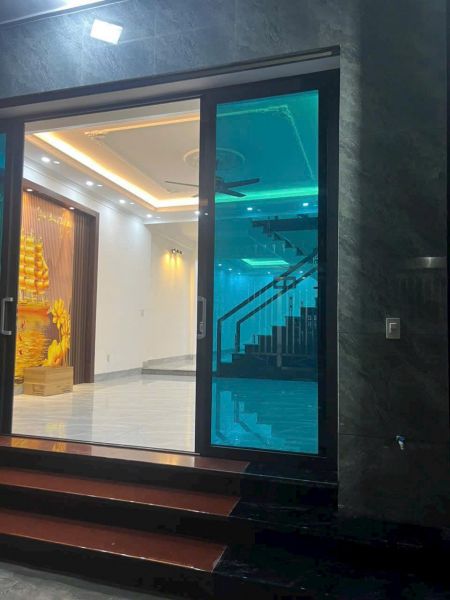 Bán Nhà 3 Tầng 65M2 Ngõ Phố Cô Đông, Ph Bình Hàn, Tp Hd, 4 Ngủ, Nhà Đẹp, Ngõ Oto Vào - 638791