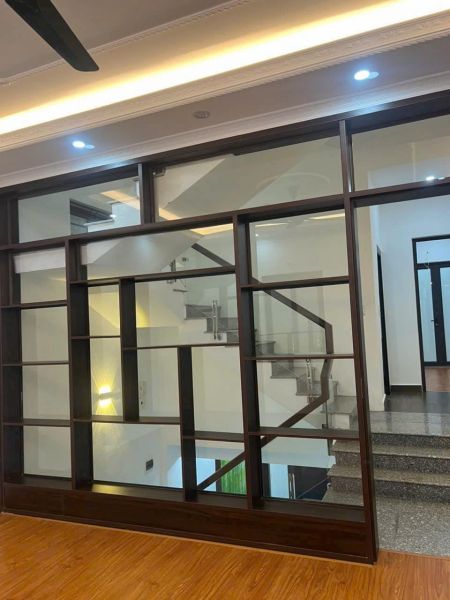 Bán Nhà 3 Tầng 65M2 Ngõ Phố Cô Đông, Ph Bình Hàn, Tp Hd, 4 Ngủ, Nhà Đẹp, Ngõ Oto Vào - 638809