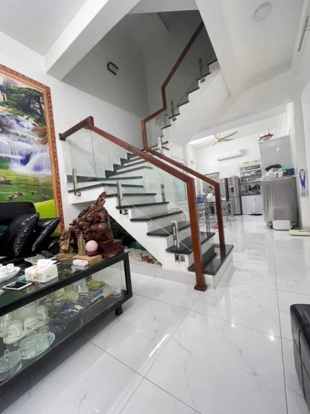 Bán Căn Nhà 3.5 Tầng Kđt Vạn Phúc, Ph Thanh Bình, Tp Hd, 76M2, Mt 4M, Gần Vườn Hoa, 4.6X Tỷ - 639079