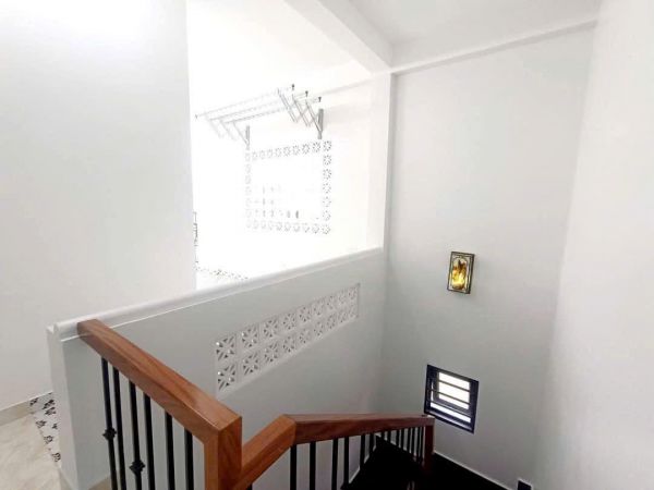 Bán Nhà Ngõ Đường Ngô Quyền, Ph Thanh Bình, Tp Hải Dương, 40.6M2, 3 Tầng, 3 Ngủ, 3 Vs, Mt 4.5M - 639181