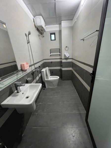 Bán Nhà 4 Tầng Ngõ Đường Điện Biên Phủ, Ph Cẩm Thượng, Tp Hd, 40M2, 3 Ngủ, 3 Vs, Hướng Đông Bắc, 2.38 Tỷ - 639373