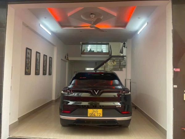 Bán Nhà 3.5 Tầng Gara Oto Ngõ Phố Lê Viết Quang, Tp Hải Dương, 48.5M2, Mt 4.38M, 3 Ngủ, 3Vs - 639376