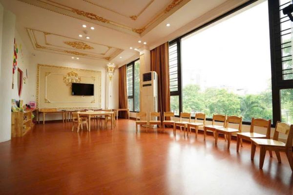 Cho Thuê Nhà 5 Tầng Mặt Đường Nguyễn Bỉnh Khiêm, Đông Nam Cường, Tp Hd, 136M2, Mt 8M - 639412