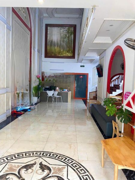 Cho Thuê Nhà 5 Tầng Mặt Đường Nguyễn Bỉnh Khiêm, Đông Nam Cường, Tp Hd, 136M2, Mt 8M - 639421