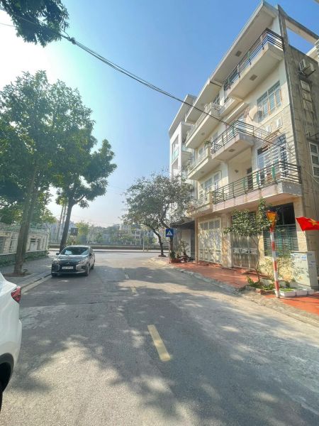 Bán Nhà 4 Tầng Mặt Phố Kđt Đông Nam Cường, Tp Hải Dương, 65.1M2, Mt 4.77M, Vị Trí Đẹp - 639442