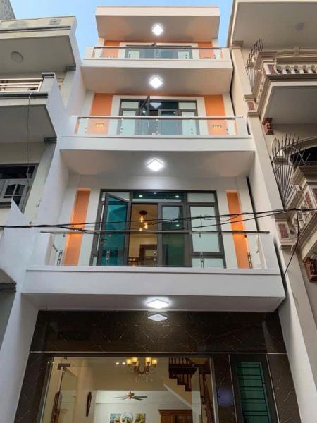 Bán Nhà 4 Tầng Mặt Phố Tiền Phong, Ph Quang Trung, Tp Hd, Gần 40M2, Mt 4.6M, 3 Ngủ, 3Vs - 639463