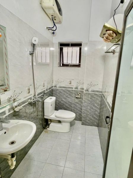 Bán Nhà 3 Tầng Ngõ Phố Rặng Nhãn, Ph Quang Trung, Tp Hải Dương, 47M2, Mt 4M, 3 Ngủ, Ngõ Oto - 639568