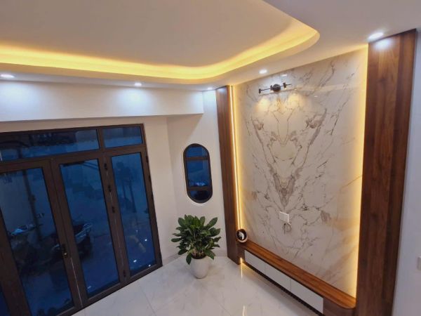 Bán Căn Nhà 3.5 Tầng Ngõ Phố Đức Minh, Ph Thanh Bình, Tp Hd, 3 Ngủ, 41M2, Mt 4.3M, 2.55 Tỷ - 639676
