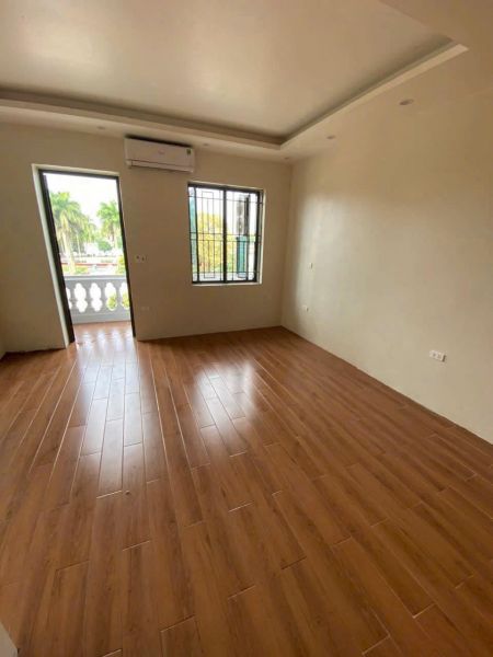 Bán Nhà 3 Tầng Mặt Đường Thanh Niên, View Hồ Bạch Đằng, Tp Hd, Mt 4.64M, Vị Trí Đắc Địa - 639697