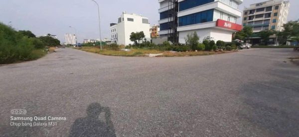 Bán Đất Biệt Thự Khu Vịt Cỏ Hồ Sen, Ph Tân Bình, Tp Hải Dương, 198M2, Mặt Tiền 11M, Vị Trí Đẹp, Giá Tốt - 639958