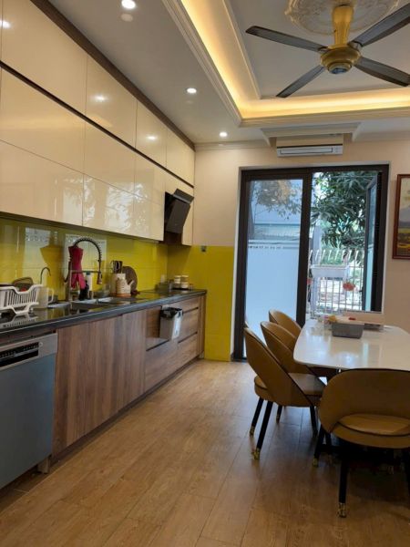 Bán Nhà 4 Tầng Thang Máy Mặt Phố Kđt Đông Nam Cường, Tp Hd, 118M2, 4 Ngủ, 5 Vs Cực Đẹp - 640267