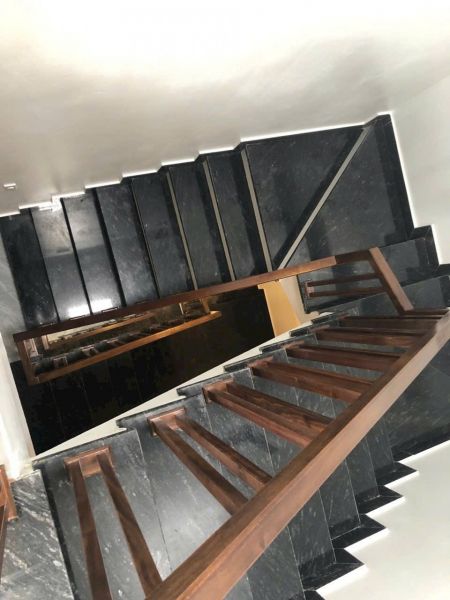Bán Nhà 4 Tầng Ngõ Phố Nguyễn Hữu Cầu, Ph Ngọc Châu, Tp Hd, 52.8M2, Mt 4.36, 3.2 Tỷ - 640444