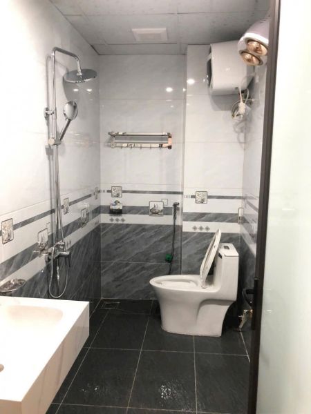 Bán Nhà 4 Tầng Ngõ Phố Nguyễn Hữu Cầu, Ph Ngọc Châu, Tp Hd, 52.8M2, Mt 4.36, 3.2 Tỷ - 640459