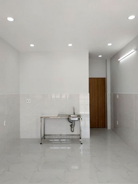 Cho Nữ Thuê Phòng Trọ Q.bình Thạnh, 25M2 Mới Đẹp, Ban Công, Cửa Sổ, Hẻm 7M. Giá Rẻ Nhất Khu Này. - 640651