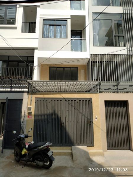 Cho Nữ Thuê Phòng Trọ Q.bình Thạnh, 25M2 Mới Đẹp, Ban Công, Cửa Sổ, Hẻm 7M. Giá Rẻ Nhất Khu Này. - 640660