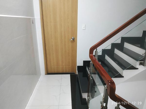 Cho Nữ Thuê Phòng Trọ Q.bình Thạnh, 25M2 Mới Đẹp, Ban Công, Cửa Sổ, Hẻm 7M. Giá Rẻ Nhất Khu Này. - 640663