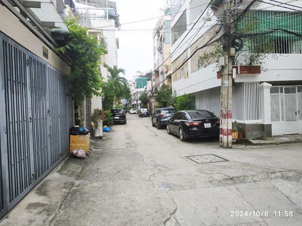 Cho Nữ Thuê Phòng Trọ Q.bình Thạnh, 25M2 Mới Đẹp, Ban Công, Cửa Sổ, Hẻm 7M. Giá Rẻ Nhất Khu Này. - 640669
