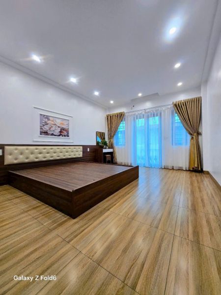 Bán Nhà 4 Tầng Ngõ 2 Oto Tránh Nhau Đường Ngô Quyền, Tp Hd, 58.9M2, Mt 4.15M, 4 Ngủ - 640819