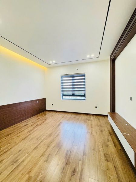 Bán Nhà 4 Tầng Có Thang Máy Kdc Ngọc Châu, Đồng Triều, Tp Hd, 81M2, Mt 4.5M, 5 Ngủ - 640846