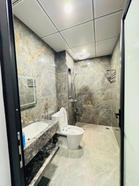 Bán Nhà 4 Tầng Có Thang Máy Kdc Ngọc Châu, Đồng Triều, Tp Hd, 81M2, Mt 4.5M, 5 Ngủ - 640849