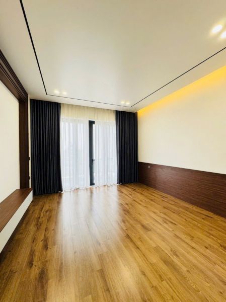 Bán Nhà 4 Tầng Có Thang Máy Kdc Ngọc Châu, Đồng Triều, Tp Hd, 81M2, Mt 4.5M, 5 Ngủ - 640852