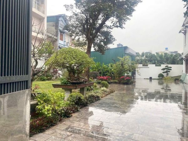 Bán Căn Biệt Thự Sân Vườn Mặt Phố Phường Quang Trung, Tp Hd, 693M2, 3 Mặt Thoáng, Giá Tốt - 640951