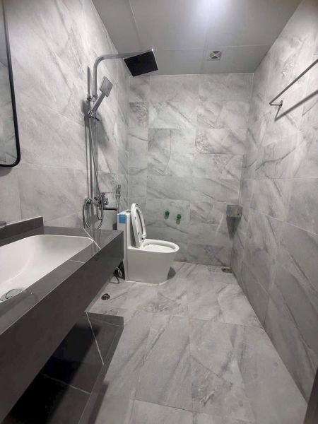 Bán Căn Nhà 3 Tầng Mặt Đại Lộ Trần Hưng Đạo, Ph Ngọc Châu, Tp Hd, 63.5M2, 3 Ngủ, Kd Tốt - 640987