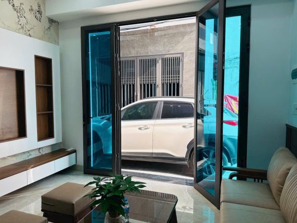 Bán Nhà 3 Tầng Ngõ Đường Nguyễn Lương Bằng, Tp Hải Dương, 48.5M2, Mt 5.65M, 3 Ngủ - 641038