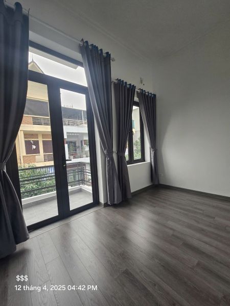Bán Nhà 3 Tầng Kđt Vạn Phúc, Ph Thanh Bình, Tp Hải Dương, 76M2, Mt 4M, 3 Ngủ, 3 Vs, 5.68 Tỷ - 641089
