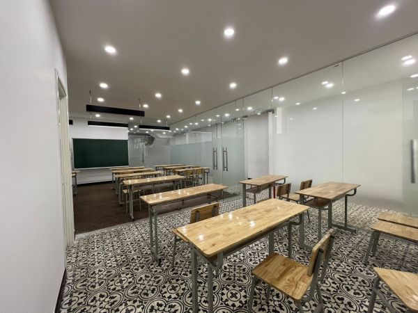 Cho Thuê Căn Nhà 3.5 Tầng Mặt Đường Đôi Nguyễn Lương Bằng, Tp Hd, 217M2, Mt 8.1M, Kd Tốt - 641164
