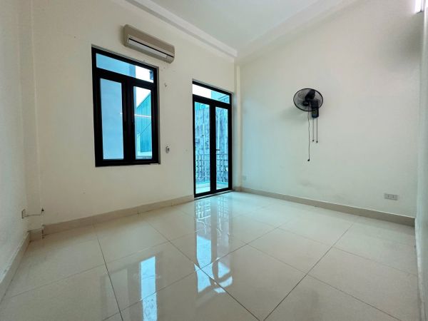 Bán Căn Nhà 3 Tầng Ngõ Khu Vịt Cỏ Hồ Sen, Ph Tân Bình, Tp Hd, 40M2, 3 Ngủ, 2.05 Tỷ, Trung Tâm - 641230