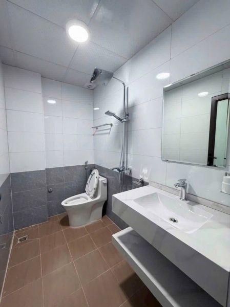 Bán Căn Nhà 3 Tầng Ngõ Phố Ngọc Tuyền, Tp Hải Phòng Mới, 45M2, 3 Ngủ, 2Vs, Nhà Mới Đẹp - 641542