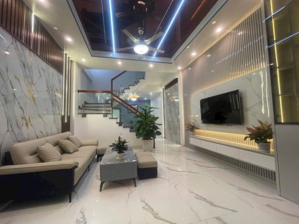 Bán Nhà 4 Tầng Ngõ Phố Vũ Hựu, Ph Lê Thanh Nghị Mới, Tp Hp Mới, 46M2, Mt 4.5M, 4 Ngủ - 641557