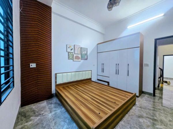 Bán Nhà 3 Tầng Ngõ Phố Nguyễn Hữu Cầu, Ph Hải Dương, Tây Hải Phòng, 43.5M2, 3 Ngủ, 2.25 Tỷ - 641890