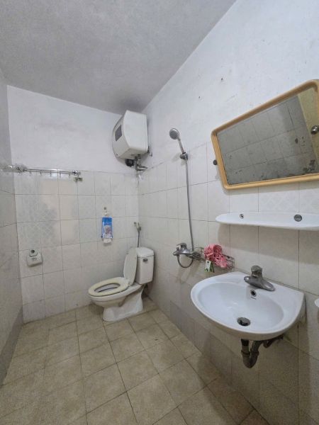 Bán Căn Nhà 3 Tầng Ngõ Phố Nguyễn Thượng Mẫn, Tp Hd, 51.8M2, Mt 4.47M, 3 Ngủ, 3Vs - 642595