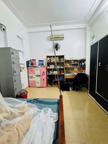 Bán Nhà 4 Tầng Mặt Phố Lý Công Uẩn, Ph Lê Thanh Nghị, Tp Hd, 63.7M2, Mt 4M, 4 Ngủ, 3 Vs - 642658