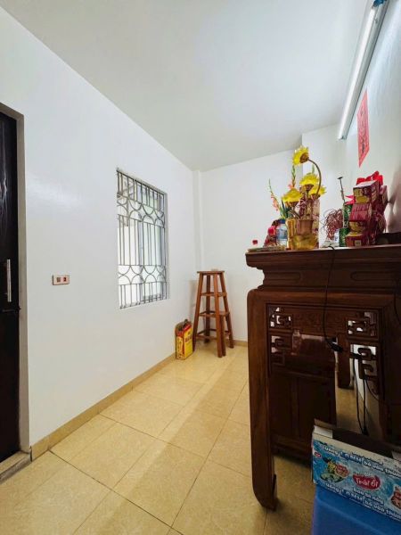 Bán Nhà 4 Tầng Mặt Phố Lý Công Uẩn, Ph Lê Thanh Nghị, Tp Hd, 63.7M2, Mt 4M, 4 Ngủ, 3 Vs - 642664