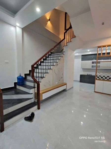 Bán 3 Căn Nhà 3 Tầng Ngõ 218 Vũ Hựu, Ph Thanh Bình, Tp Hd, 45.3M2, 3 Ngủ, 3Vs, Ngõ Oto - 643003