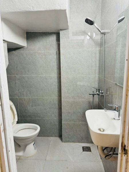 Bán Nhà 3 Tầng Khu Chia Lô Ngõ Đường Điện Biên Phủ, Tp Hd, 45.7M2, 3 Ngủ, 2 Vs, Đường Oto - 643075